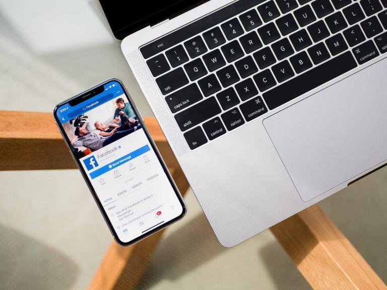 pagina facebook e reputazione aziendale